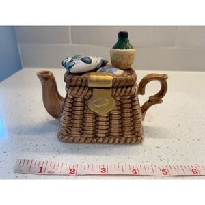 Teapot Shaped Like Fish Basket 6" Long‎ 4" Tall Glass Figurines